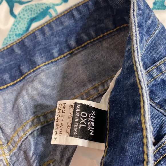 SOLD - Picture 3 of 3